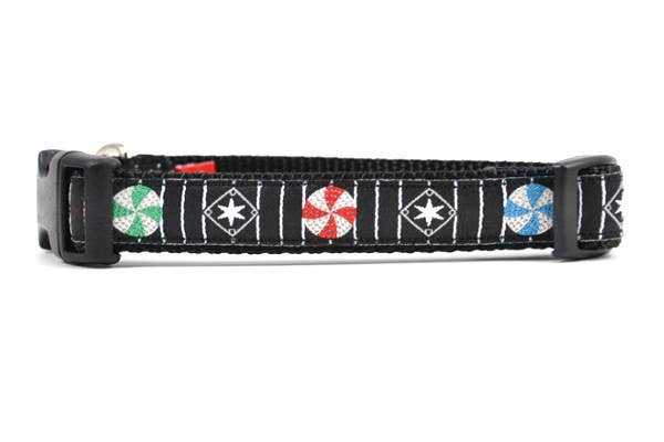 Six Point Pet Chicago Northside/Southside Collar & Leash in Pinwheels Small - Paw Naturals